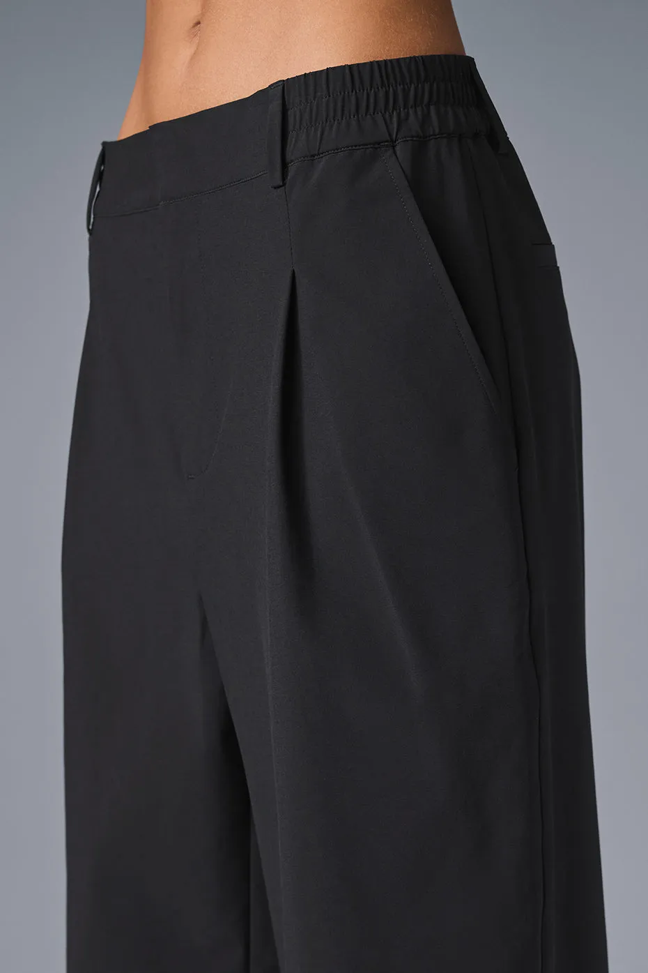 High-Waist Pursuit Trouser (Regular) - Black