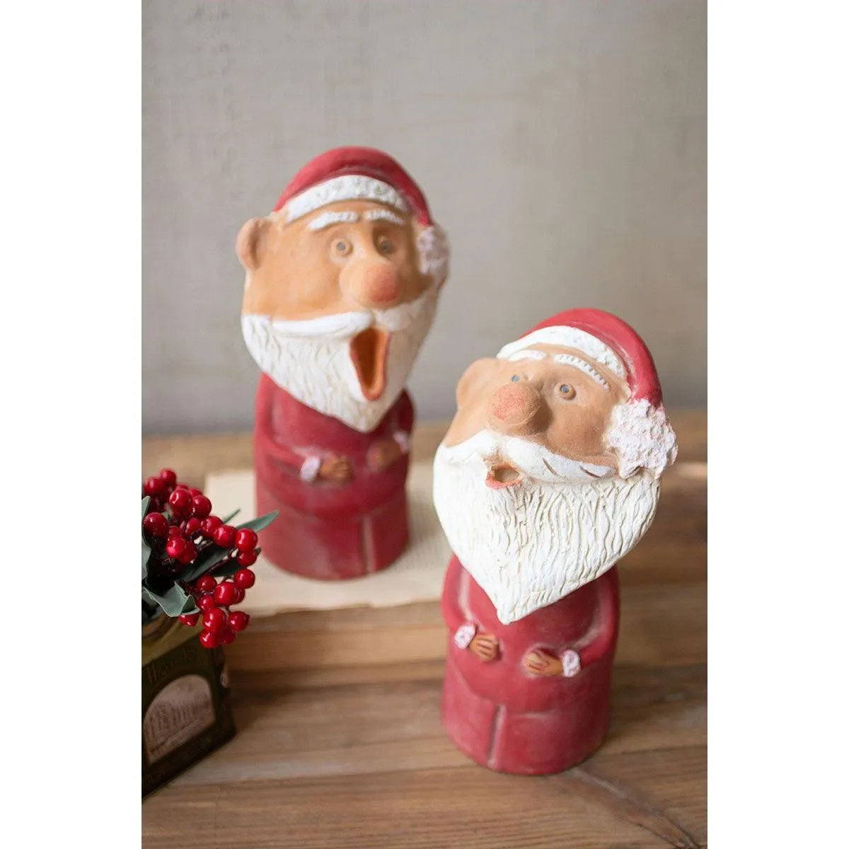 Kalalou set of two caroling clay santas - H4034