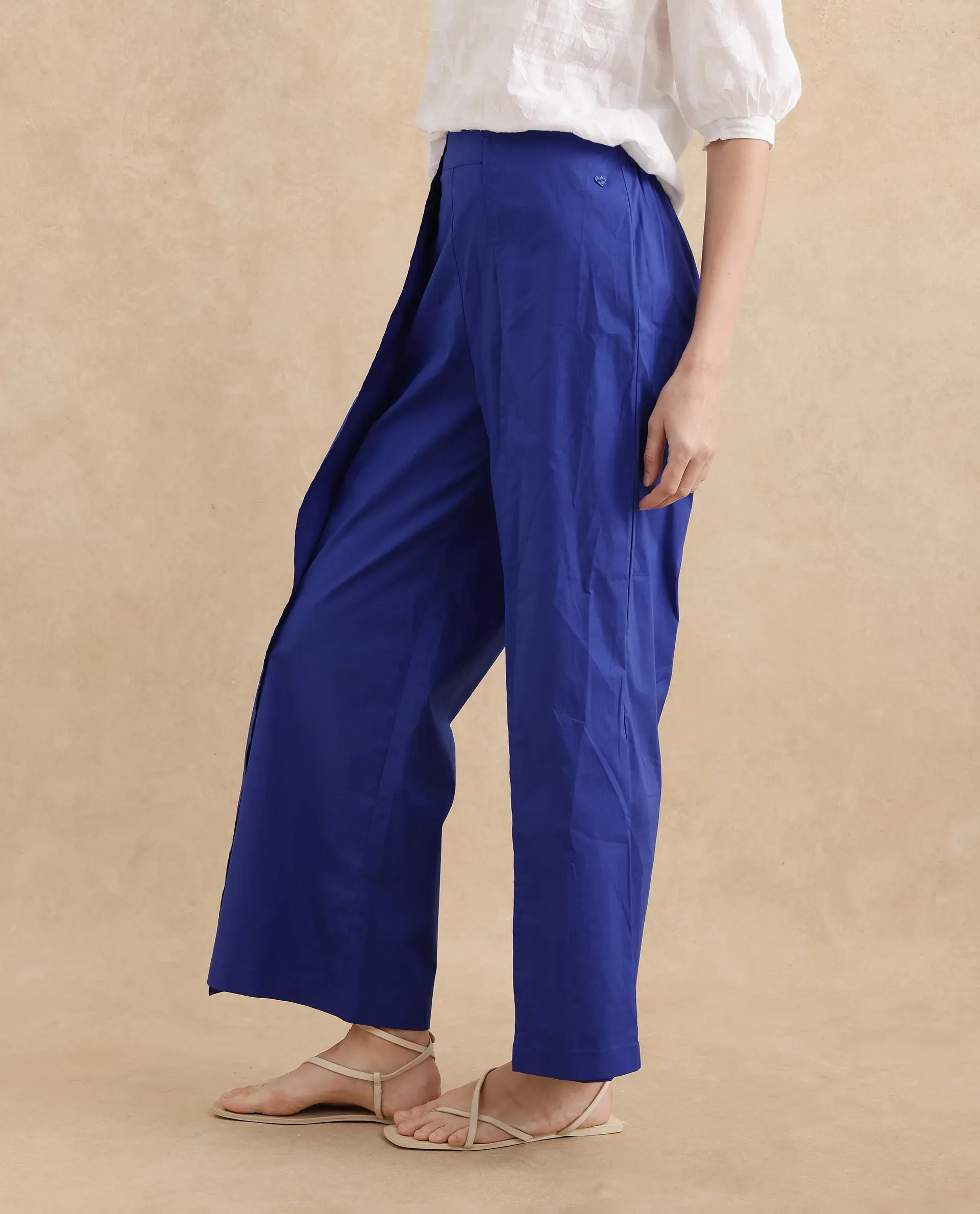 Rareism Women Oipi Blue Cotton Blend Fabric Wide Fit Ankle Length Plain Trouser