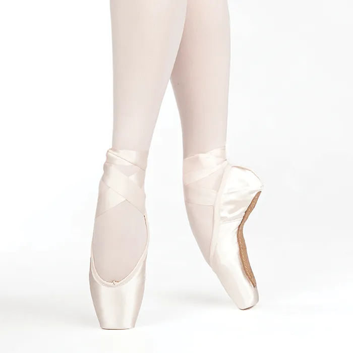 RP Almaz V Cut pointe shoes FM